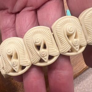 Avon Cream Carved Bracelet. Beautiful color and rare find.